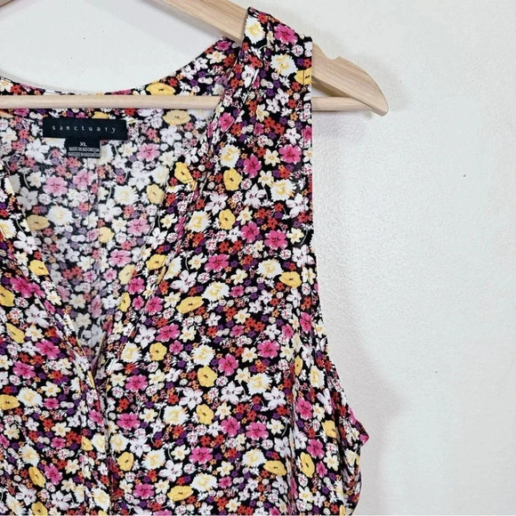 Sanctuary Craft Sleeveless Floral-Print Top - Picture 9 of 16